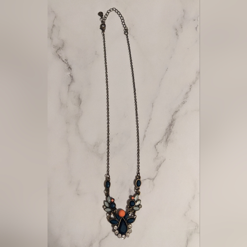Statement necklace - Picture 2 of 3